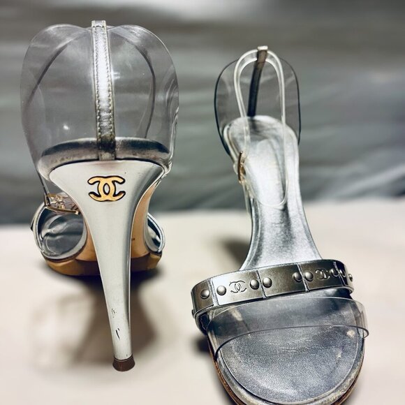 CHANEL Silver Leather Clear Strap Stud CC Plate Sandals - Picture 1 of 11